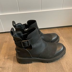 UGG Stockton women’s boots. US size 7.5/UK 5.5/ EUR 38.5